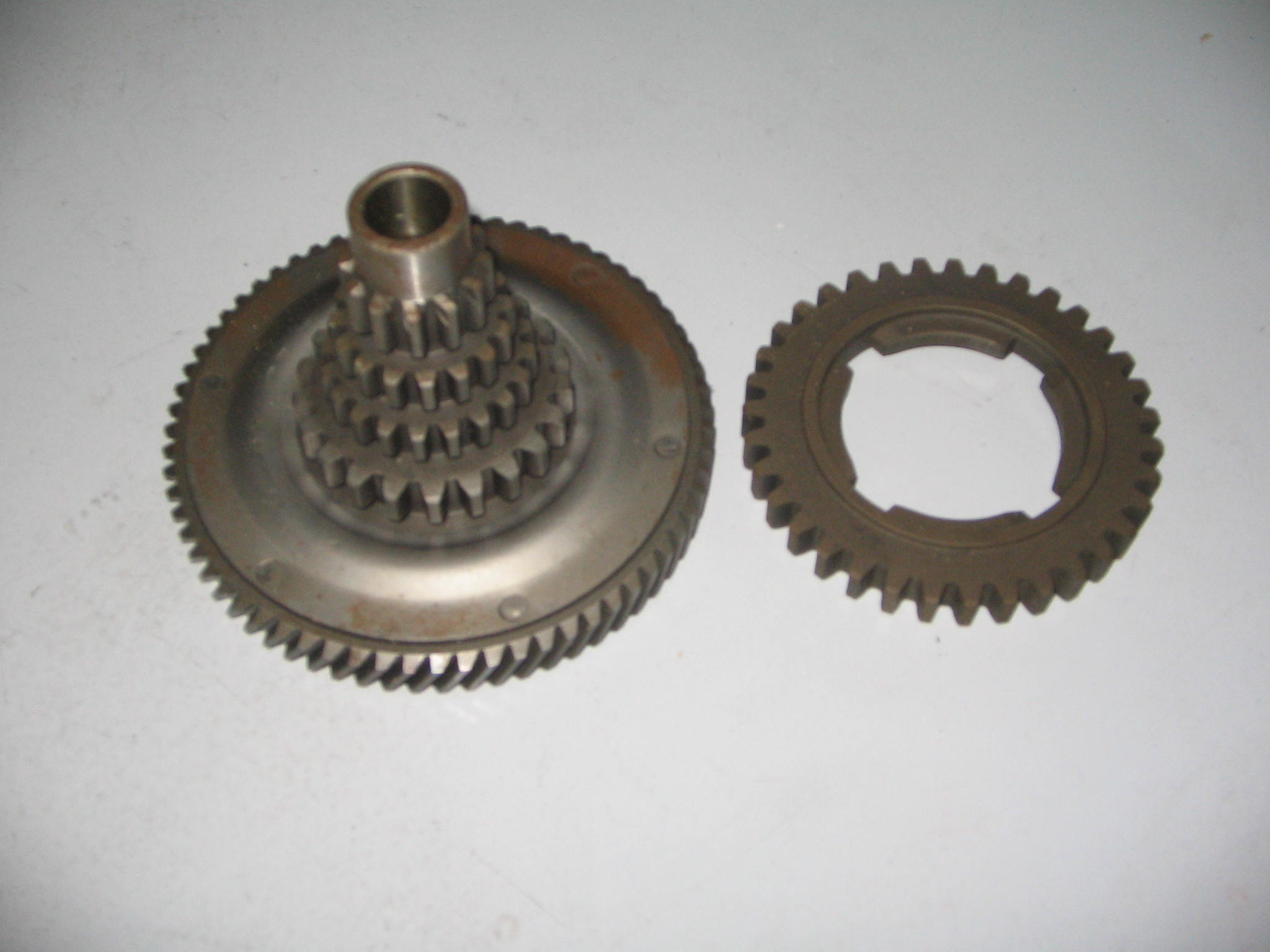 MODIFICA INGRANAGGIO PER QUARTA MARCIA LUNGA VESPA 125 / 150 N.1.810